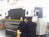 WE67K-160x3200電液伺服數(shù)控折彎?rùn)C(jī)